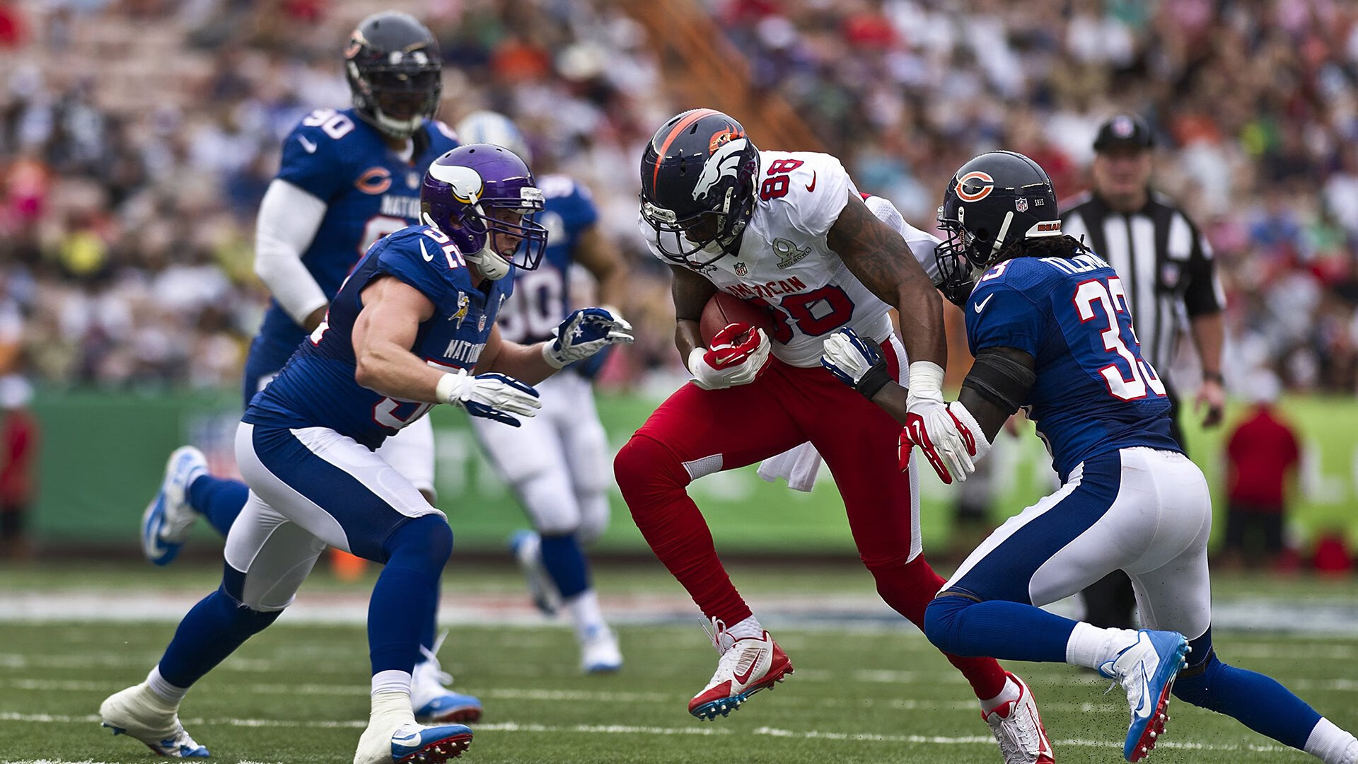 曼联战术调整获佳绩,笑傲咫尺之遥,曼联最经典的比赛